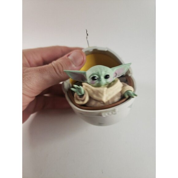 2020 Hallmark Keepsake The Child Star Wars The Mandalorian Ornament - Picture 3 of 4